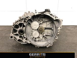Gebruikte Versnellingsbak Volvo S60 I (RS/HV) 2.4 D5 20V Prijs € 449,95 Margeregeling aangeboden door Gerrits Automotive BV