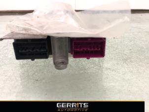 Gebruikte Airbag Module Opel Corsa D 1.3 CDTi 16V ecoFLEX Prijs € 82,48 Margeregeling aangeboden door Gerrits Automotive BV