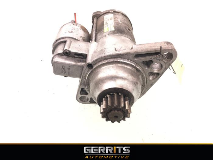 Startmotor van een Volkswagen Polo V (6R) 1.2 TDI 12V BlueMotion 2010