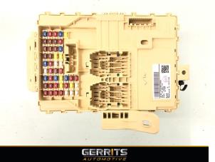 Gebruikte Zekeringkast Kia Ceed Sportswagon (CDF) 1.0i T-GDi 12V Prijs € 149,99 Margeregeling aangeboden door Gerrits Automotive BV