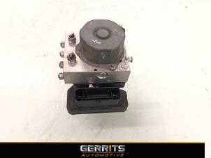 Gebruikte ABS Pomp Peugeot 108 1.0 12V Prijs € 149,99 Margeregeling aangeboden door Gerrits Automotive BV