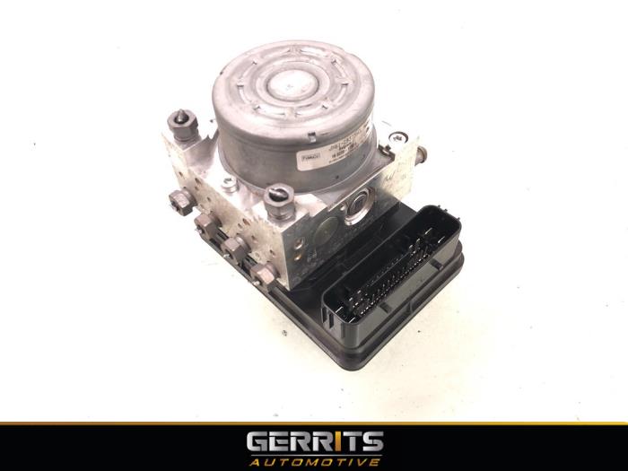 Gebruikte ABS Pomp Ford Focus 4 1.0 Ti-VCT EcoBoost 12V 100 Prijs € 274,98 Margeregeling aangeboden door Gerrits Automotive BV