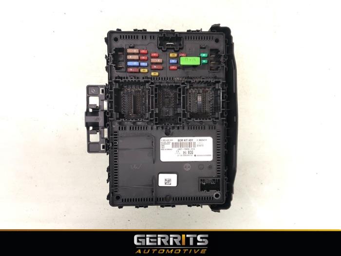 Gebruikte Computer Body Control Ford Focus 4 1.0 Ti-VCT EcoBoost 12V 100 Prijs € 192,48 Margeregeling aangeboden door Gerrits Automotive BV