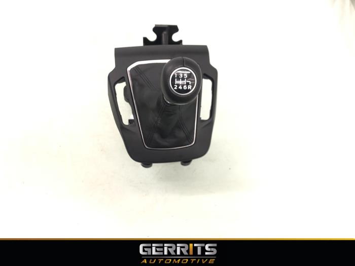 Gebruikte Versnellingspook Ford Focus 4 1.0 Ti-VCT EcoBoost 12V 100 Prijs € 82,48 Margeregeling aangeboden door Gerrits Automotive BV