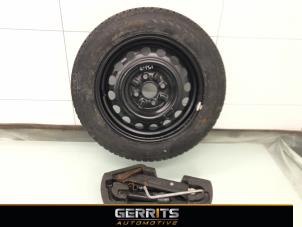 Gebruikte Krikset + reservewiel Citroen C1 1.0 12V Prijs € 99,00 Margeregeling aangeboden door Gerrits Automotive