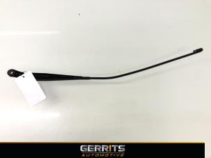 Gebruikte Ruitenwisserarm voor Volkswagen Fox (5Z) 1.2 Prijs € 21,98 Margeregeling aangeboden door Gerrits Automotive BV