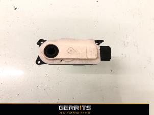 Gebruikte Sensor (overige) Renault Captur II (RJB) 1.0 TCe 12V Prijs € 54,98 Margeregeling aangeboden door Gerrits Automotive