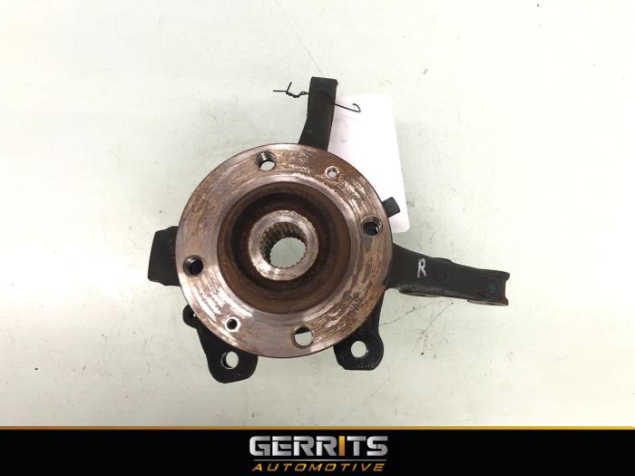 Fusee rechts-voor Opel Corsa