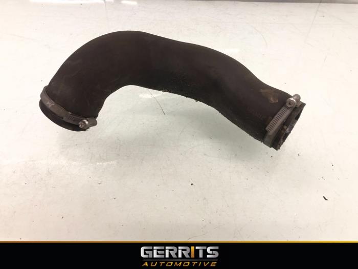 Gebruikte Intercooler Slang Volvo XC70 (SZ) XC70 2.5 T 20V Prijs € 21,98 Margeregeling aangeboden door Gerrits Automotive BV