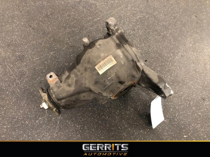 Differentieel achter Mercedes E-Klasse