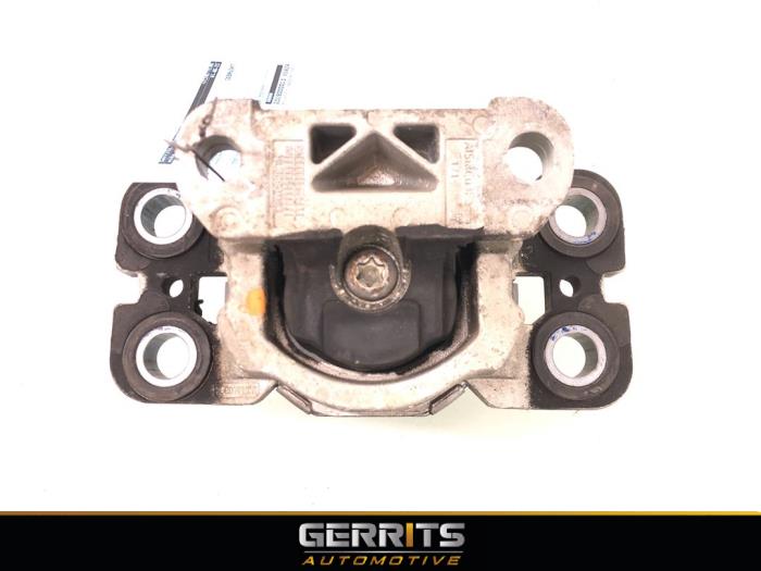 Gebruikte Motorrubber Volvo V70 (BW) 2.0 D3 20V Prijs € 24,99 Margeregeling aangeboden door Gerrits Automotive BV
