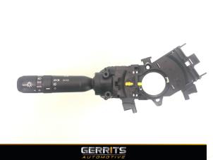 Gebruikte Knipperlicht Schakelaar Kia Picanto (JA) 1.0 T-GDI 12V Prijs € 49,99 Margeregeling aangeboden door Gerrits Automotive