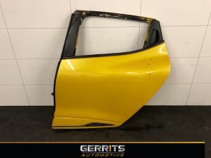 Gebruikte Portier 4Deurs links-achter Renault Clio IV (5R) 1.6 Turbo 16V RS 220 EDC Trophy Prijs € 124,99 Margeregeling aangeboden door Gerrits Automotive