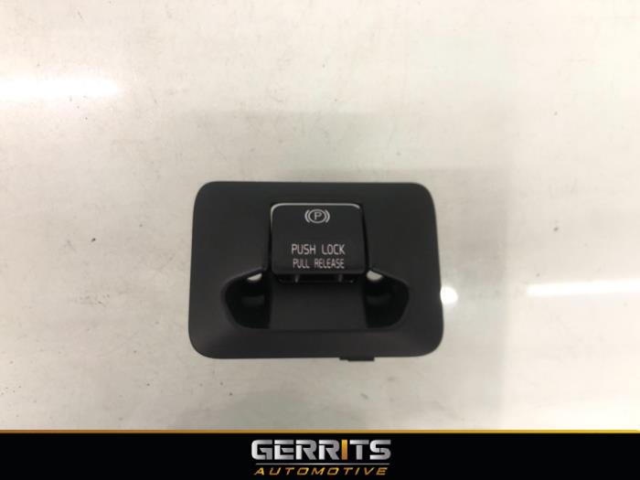 Gebruikte Handrem schakelaar Volvo V60 I (FW/GW) 1.6 T4 16V Prijs € 24,99 Margeregeling aangeboden door Gerrits Automotive BV