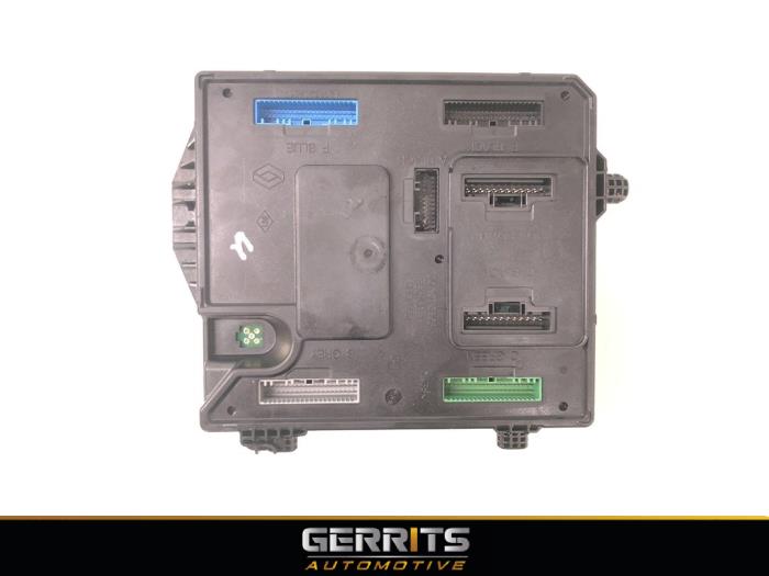 Gebruikte Module Bodycontrol Renault Zoé (AG) 46kW Prijs € 99,00 Margeregeling aangeboden door Gerrits Automotive BV
