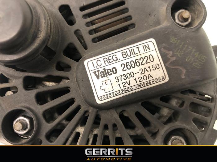 Dynamo van een Kia Soul I (AM) 1.6 CRDi 16V 2010