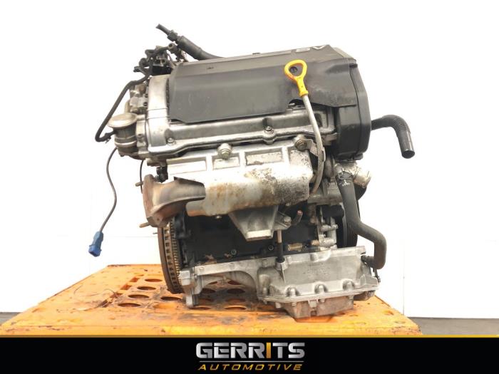 Motor van een Audi A6 (C5) 2.4 V6 30V 1999