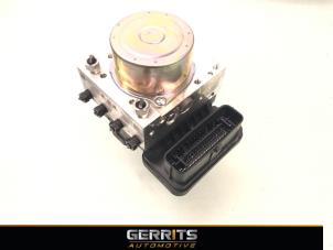 Gebruikte ABS Pomp Toyota Corolla Cross 2.0 VVT-i 16V Hybrid 200 Prijs € 749,99 Margeregeling aangeboden door Gerrits Automotive BV