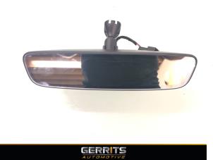 Gebruikte Spiegel binnen Toyota Corolla Cross 2.0 VVT-i 16V Hybrid 200 Prijs € 99,99 Margeregeling aangeboden door Gerrits Automotive BV