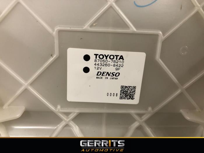 Kachelhuis van een Toyota Corolla Cross 2.0 VVT-i 16V Hybrid 200 2022