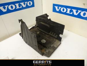 Gebruikte Accubak Volvo S80 (AR/AS) 2.5 T Turbo 20V Prijs € 24,99 Margeregeling aangeboden door Gerrits Automotive