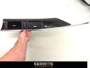 Gebruikte Luchtrooster Dashboard BMW 4 serie (F33) 428i 2.0 Turbo 16V Prijs € 74,99 Margeregeling aangeboden door Gerrits Automotive BV