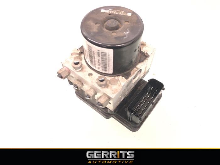 Gebruikte ABS Pomp Opel Zafira Tourer (P12) 1.4 Turbo 16V ecoFLEX Prijs € 124,99 Margeregeling aangeboden door Gerrits Automotive BV