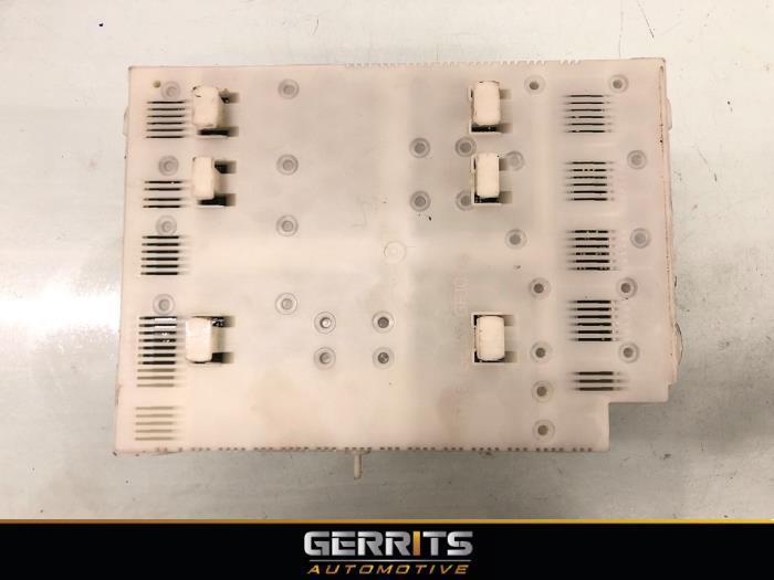 Central electronic module van een Volvo S80 (AR/AS) 3.0 T6 24V AWD 2011