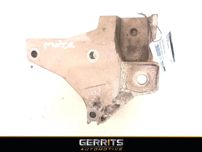 Gebruikte Motorsteun Volvo S80 (AR/AS) 3.0 T6 24V AWD Prijs € 34,99 Margeregeling aangeboden door Gerrits Automotive BV
