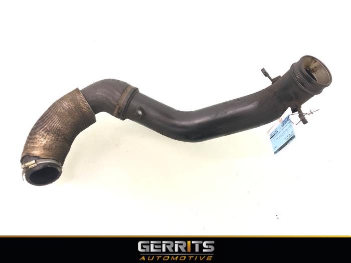 Gebruikte Intercooler Buis Volvo S80 (AR/AS) 3.0 T6 24V AWD Prijs € 74,99 Margeregeling aangeboden door Gerrits Automotive BV