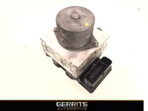 Gebruikte ABS Pomp Ford Mondeo IV 2.0 TDCi 140 16V Prijs € 74,99 Margeregeling aangeboden door Gerrits Automotive BV