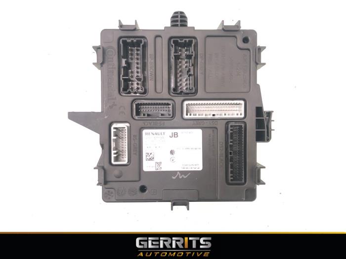 Gebruikte Module Bodycontrol Renault Megane IV Estate (RFBK) 1.0 TCE Prijs € 174,99 Margeregeling aangeboden door Gerrits Automotive BV
