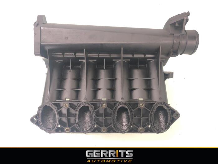 Gebruikte Inlaatspruitstuk Mercedes Vito (638.1/2) 2.2 CDI 108 16V Prijs € 74,99 Margeregeling aangeboden door Gerrits Automotive BV