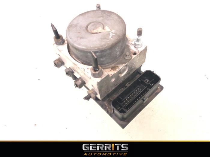 Gebruikte ABS Pomp Fiat Punto III (199) 0.9 TwinAir Turbo 100 Prijs € 74,99 Margeregeling aangeboden door Gerrits Automotive BV