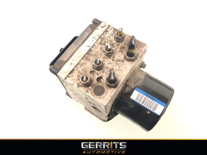 Gebruikte ABS Pomp Volkswagen Passat (3C2) 1.6 FSI 16V Prijs € 99,99 Margeregeling aangeboden door Gerrits Automotive BV
