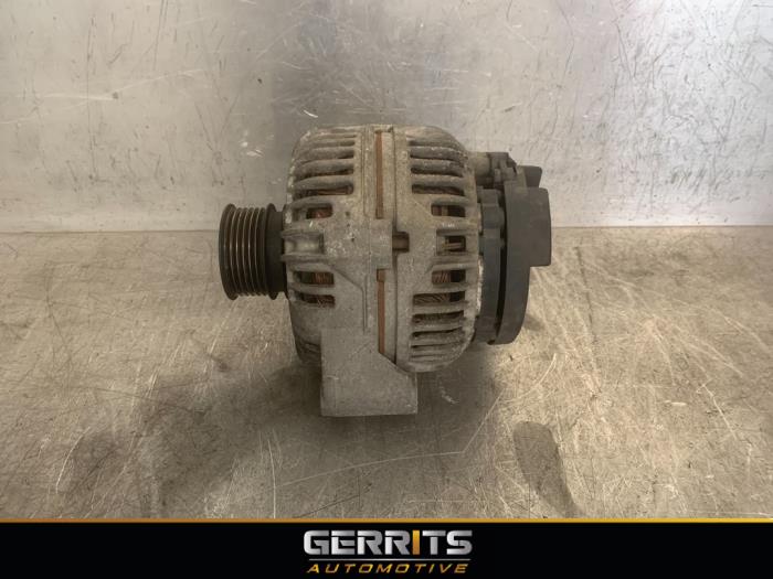 Gebruikte Alternator Mercedes C (W203) 2.0 C-200K 16V Prijs € 74,99 Margeregeling aangeboden door Gerrits Automotive BV
