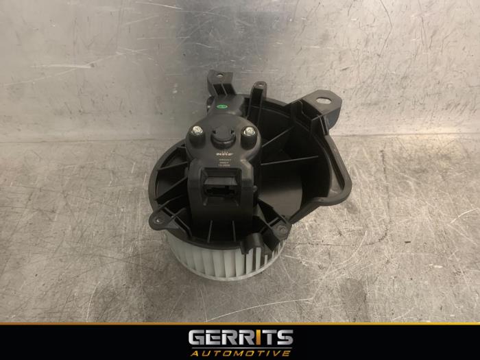 Gebruikte Blower Opel Combo 1.3 CDTI 16V ecoFlex Prijs € 34,99 Margeregeling aangeboden door Gerrits Automotive BV