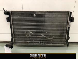 Gebruikte Radiateur Volkswagen Passat (3C2) 1.6 FSI 16V Prijs € 49,99 Margeregeling aangeboden door Gerrits Automotive BV