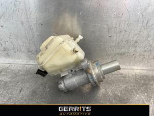 Gebruikte Hoofdremcilinder BMW 1 serie (F20) 120i 1.6 16V Prijs € 29,99 Margeregeling aangeboden door Gerrits Automotive BV