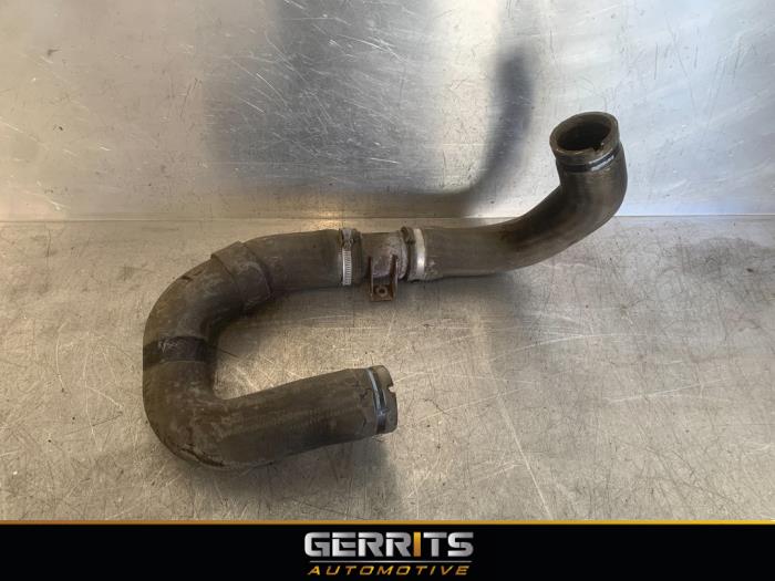 Gebruikte Intercooler Slang Fiat Bravo (198A) 1.6 D Multijet 90 Prijs € 29,99 Margeregeling aangeboden door Gerrits Automotive BV