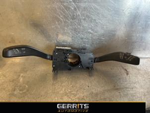 Gebruikte Combischakelaar Stuurkolom Volkswagen Polo V (6R) 1.2 12V Prijs € 29,99 Margeregeling aangeboden door Gerrits Automotive BV