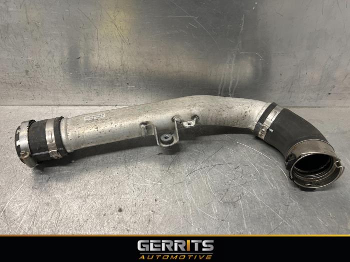 Gebruikte Intercooler Buis Mercedes GLC (X253) 2.2 250d 16V BlueTEC 4-Matic Prijs € 44,99 Margeregeling aangeboden door Gerrits Automotive BV