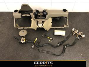 Gebruikte Airbag set + dashboard Ford Ka II 1.2 Prijs € 399,00 Margeregeling aangeboden door Gerrits Automotive