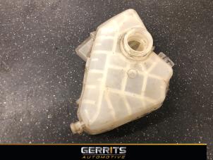 Gebruikte Expansievat Ford Fiesta 6 (JA8) 1.25 16V Prijs € 19,99 Margeregeling aangeboden door Gerrits Automotive BV