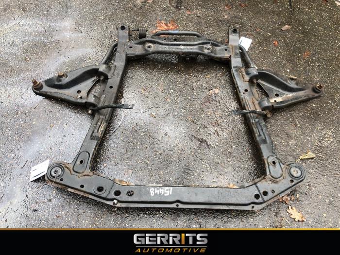 Gebruikte Subframe Dacia Logan MCV I (KS) 1.4 Prijs € 149,99 Margeregeling aangeboden door Gerrits Automotive BV