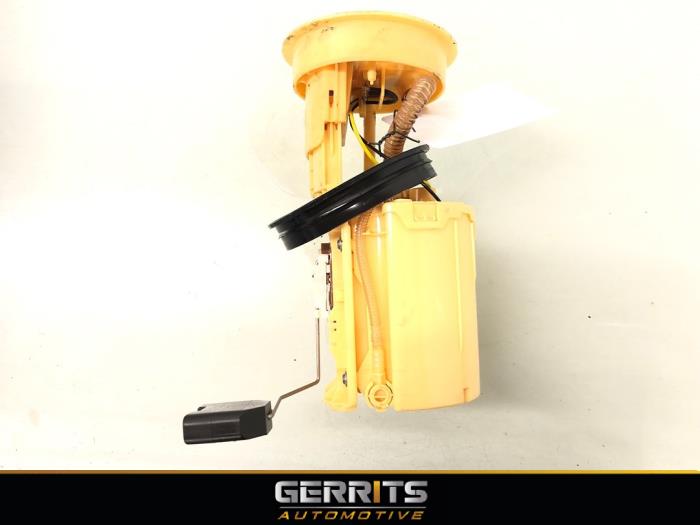 Gebruikte Tank element Pomp Volkswagen Transporter T5 2.0 TDI DRF Prijs € 90,74 Inclusief btw aangeboden door Gerrits Automotive BV