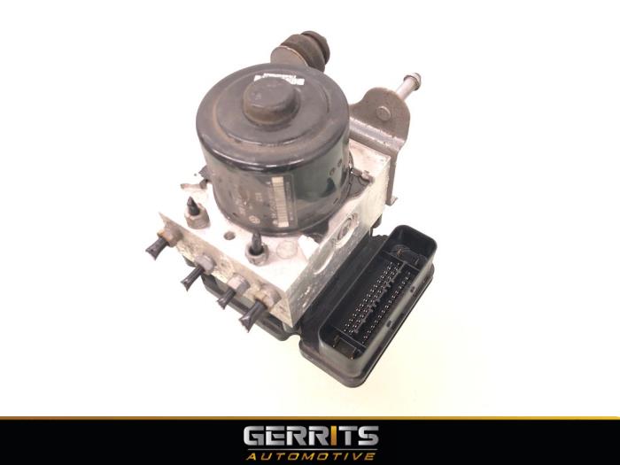 Gebruikte ABS Pomp Volkswagen Transporter T5 2.0 TDI DRF Prijs € 241,99 Inclusief btw aangeboden door Gerrits Automotive BV