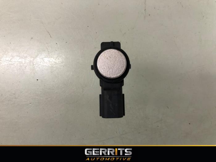 Gebruikte PDC Sensor Ford Fiesta 6 (JA8) 1.0 SCI 12V 80 Prijs € 19,99 Margeregeling aangeboden door Gerrits Automotive BV