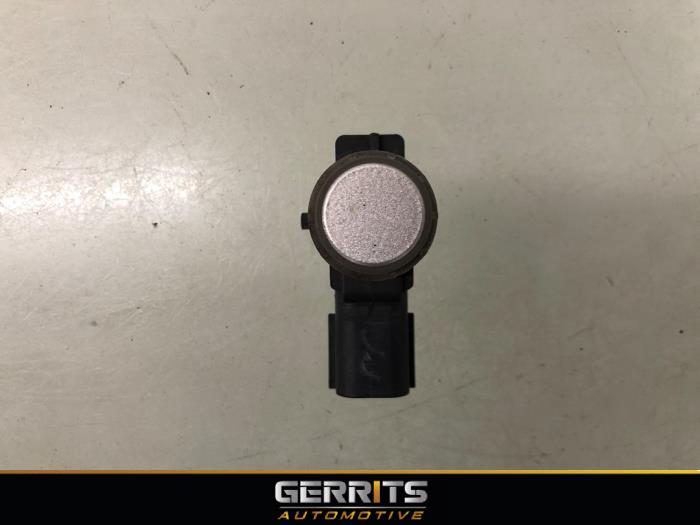 Gebruikte PDC Sensor Ford Fiesta 6 (JA8) 1.0 SCI 12V 80 Prijs € 19,99 Margeregeling aangeboden door Gerrits Automotive BV