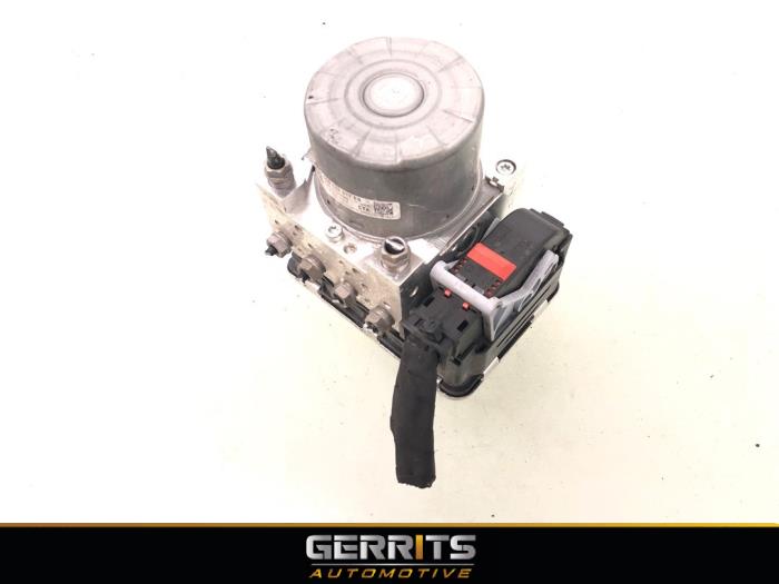 Gebruikte ABS Pomp Volkswagen T-Roc I 1.5 TSI Evo BMT 16V Prijs € 299,99 Margeregeling aangeboden door Gerrits Automotive BV